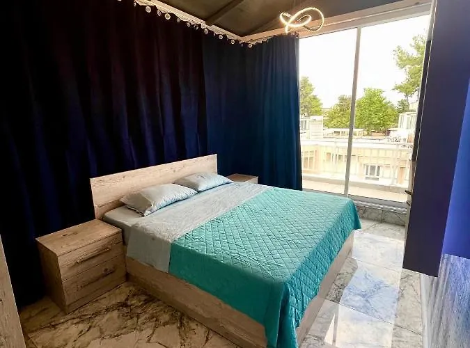 Chanioth Luxury By Makhome