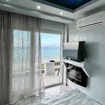 Chanioth Luxury By Makhome 公寓